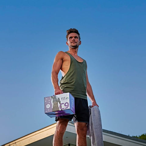 Forever C9 Peach Vanilla + Shaker